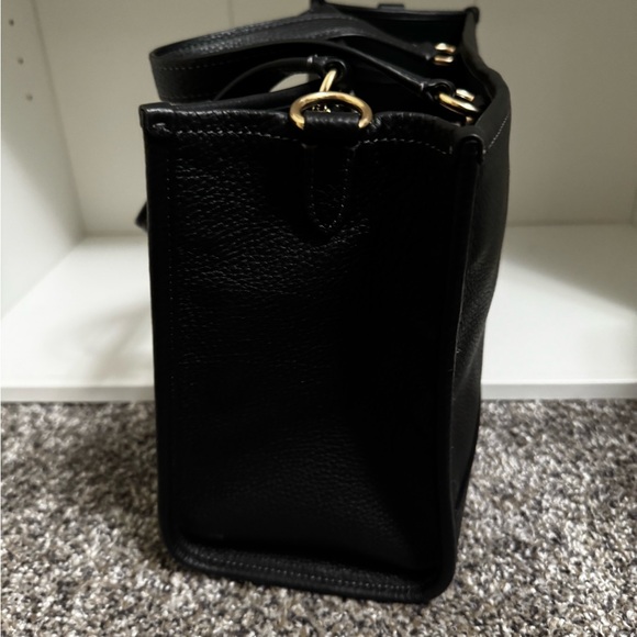 Authentic coach purse - Picture 4 of 6